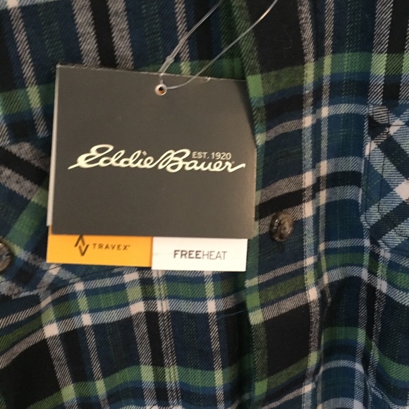 Men’s Eddie Bauer Flannel NWT - Picture 2 of 3